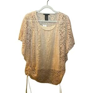 Suzy Shier Blouse Top Women's Size M Peach Lace Paisley Short Sleeve Round Neck